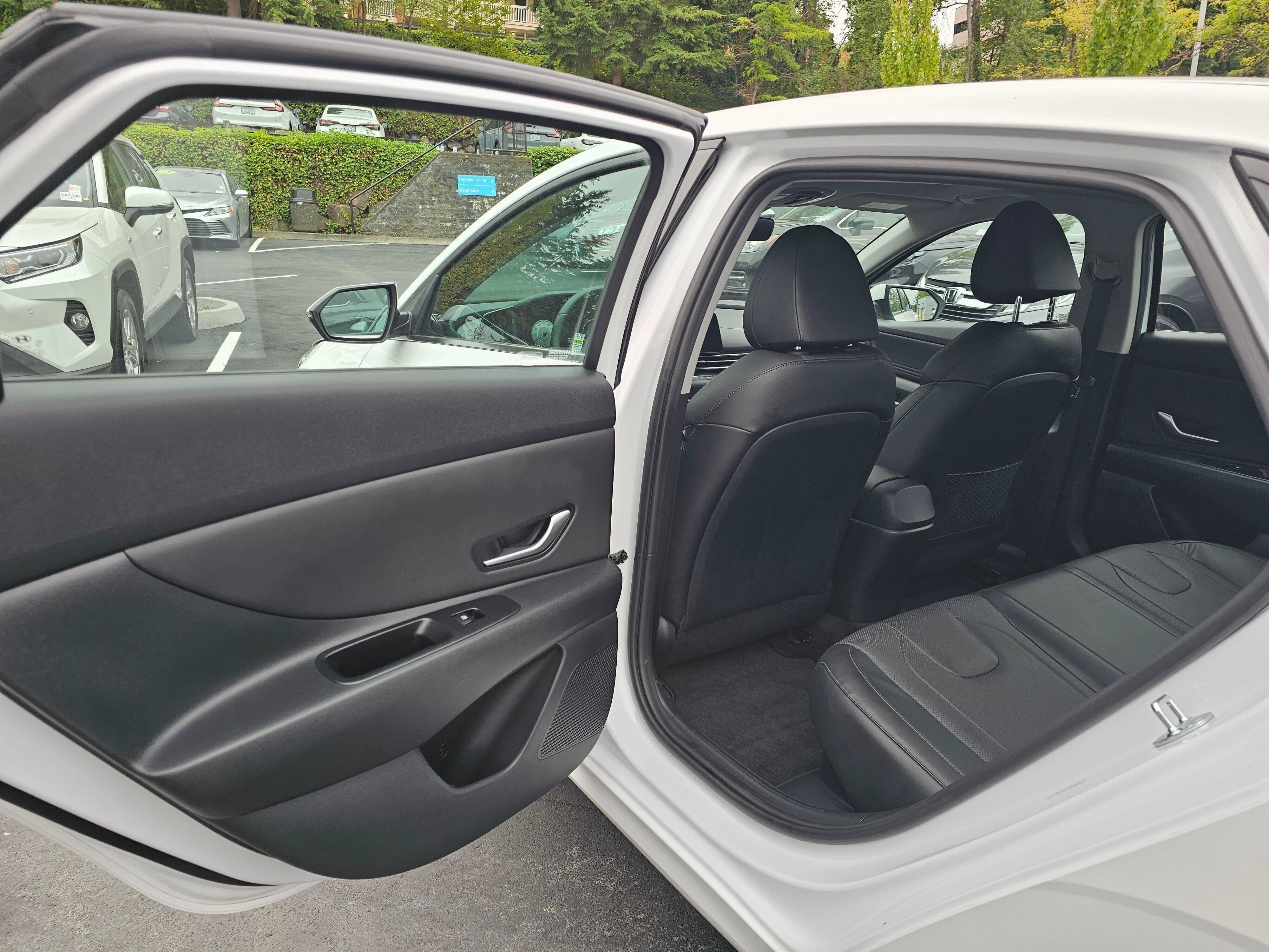 2023 Hyundai Elantra Hybrid Limited
