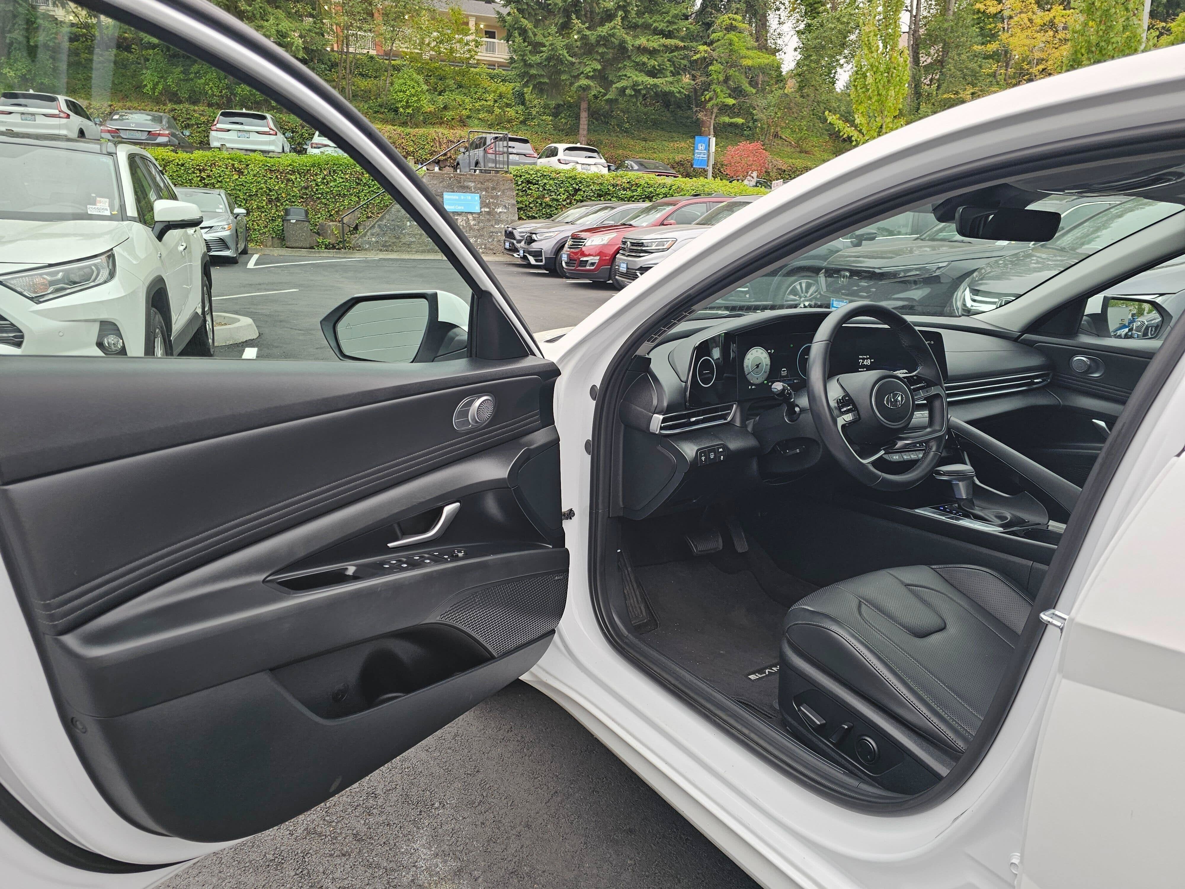 2023 Hyundai Elantra Hybrid Limited