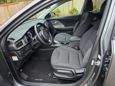 2017 Kia Niro LX