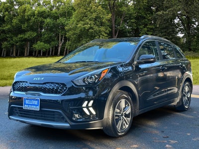 2022 Kia Niro LXS