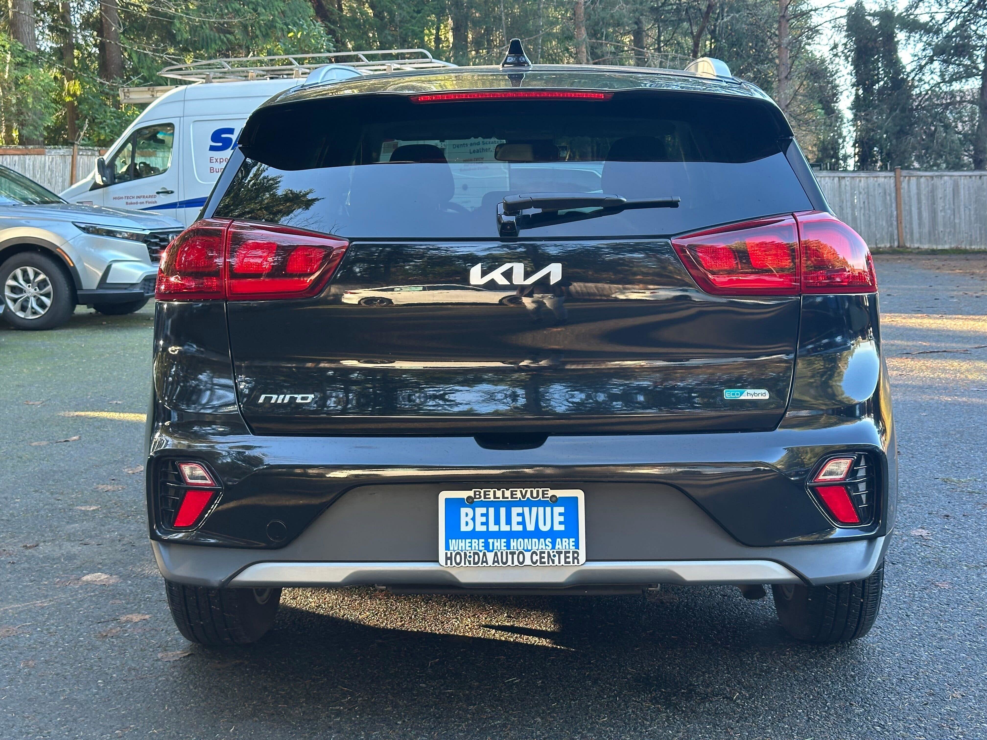 2022 Kia Niro LXS