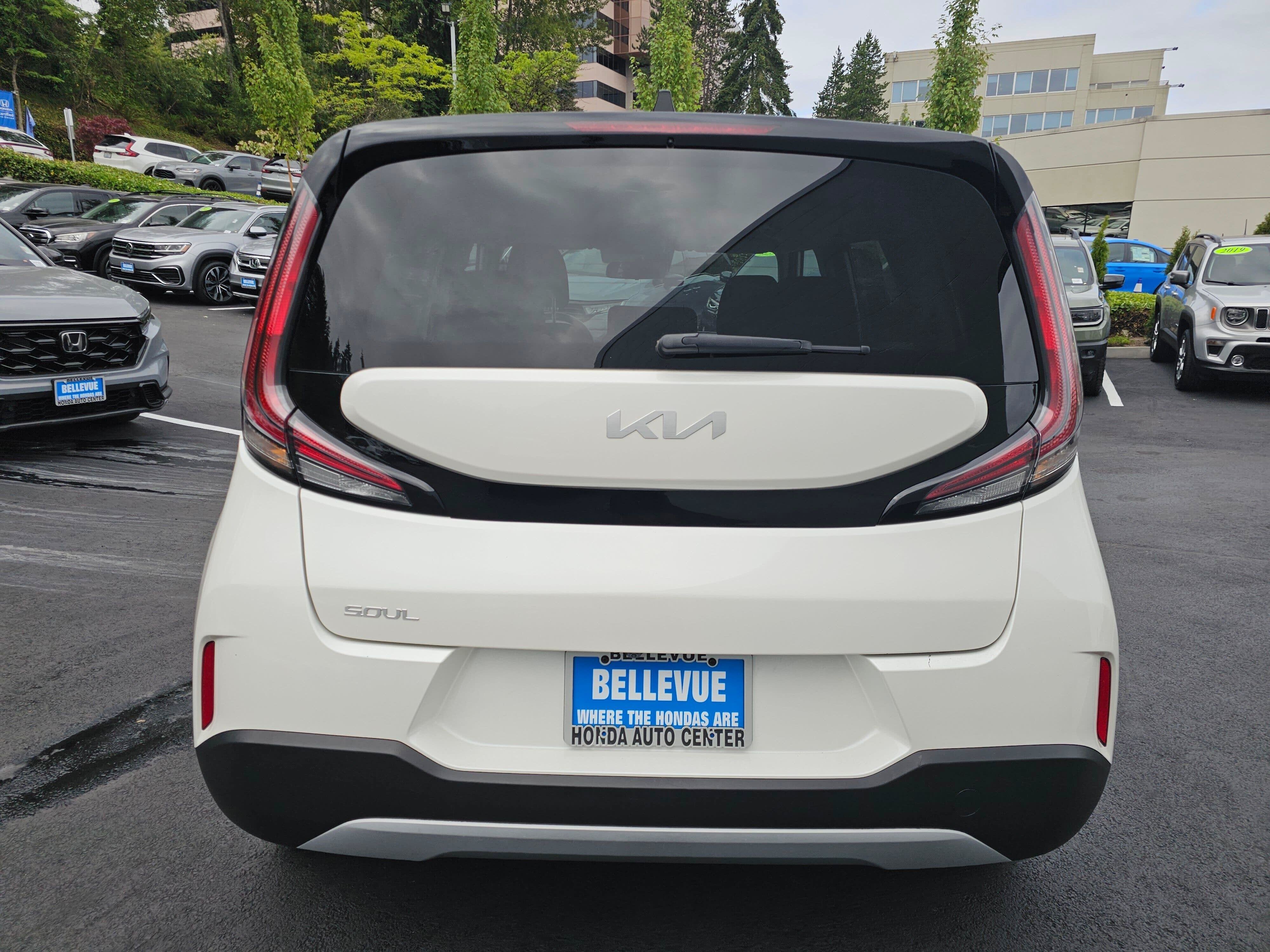 2023 Kia Soul LX