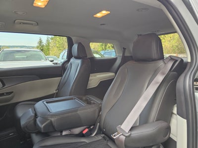 2022 Kia Carnival LXS