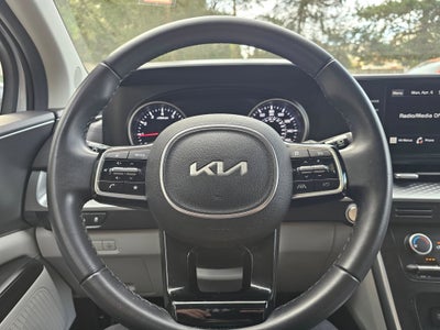 2022 Kia Carnival LXS