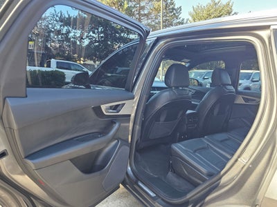 2019 Audi Q7 Premium