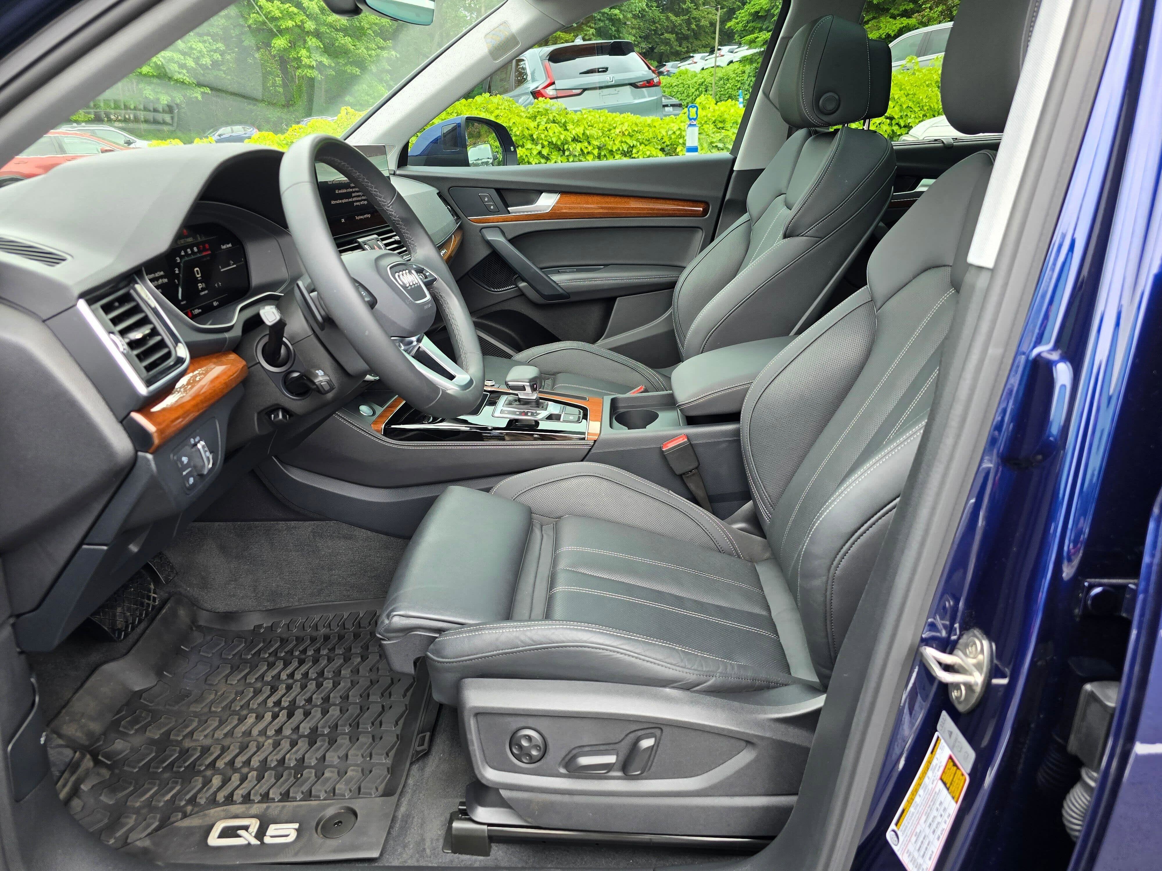 2023 Audi Q5 S line Premium Plus