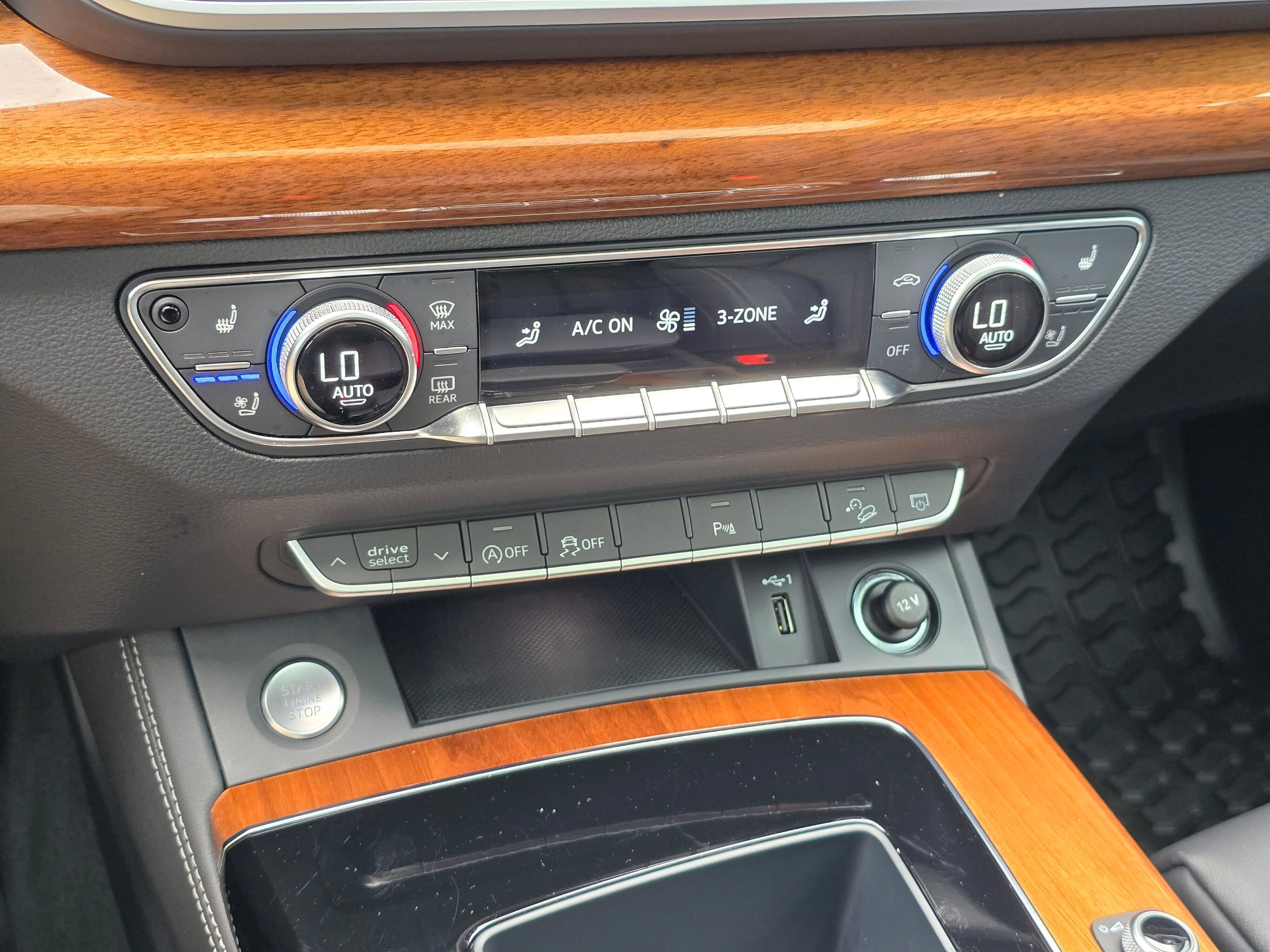2023 Audi Q5 S line Premium Plus