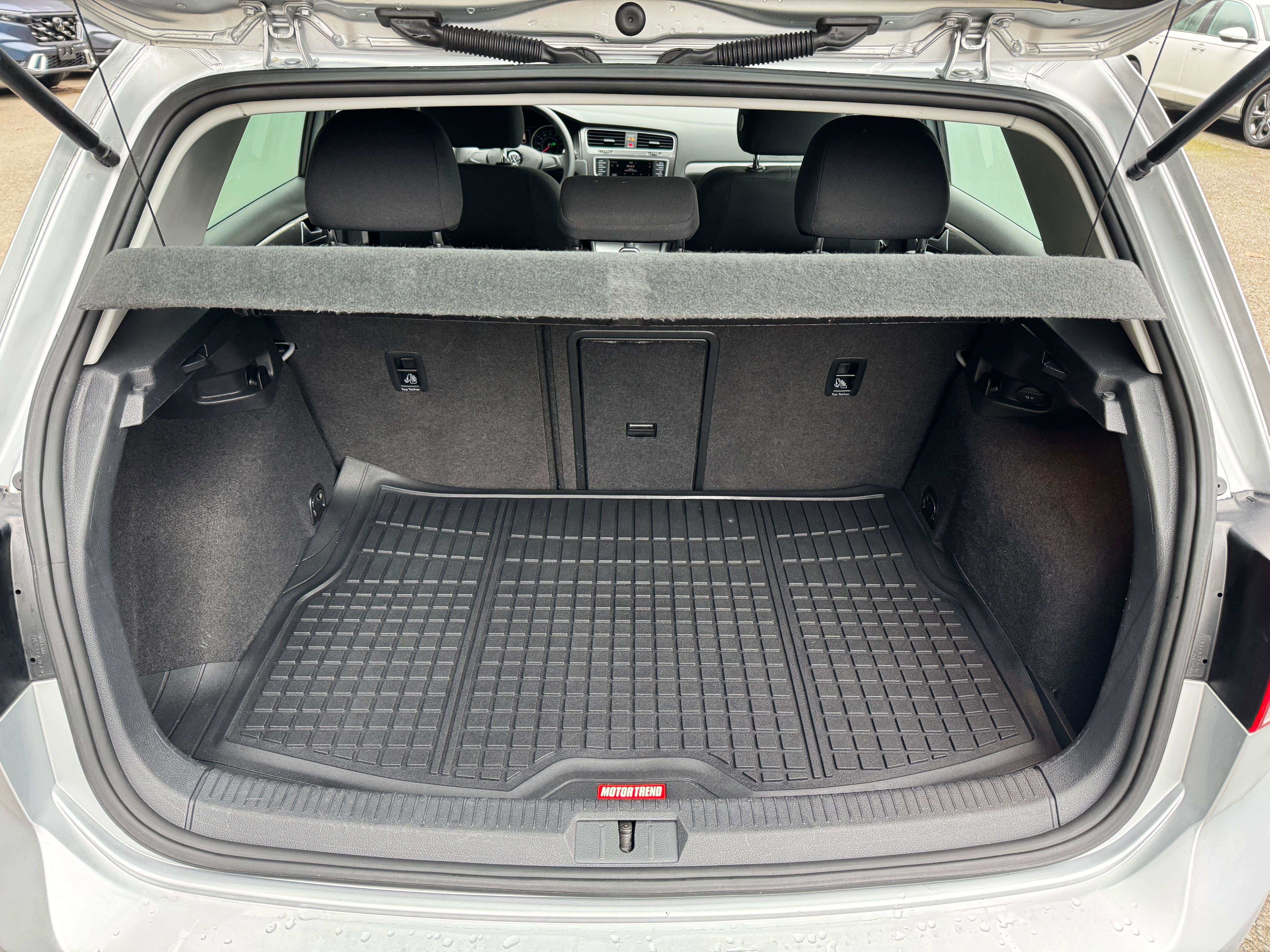 2016 Volkswagen e-Golf SE