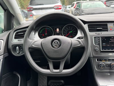 2016 Volkswagen e-Golf SE