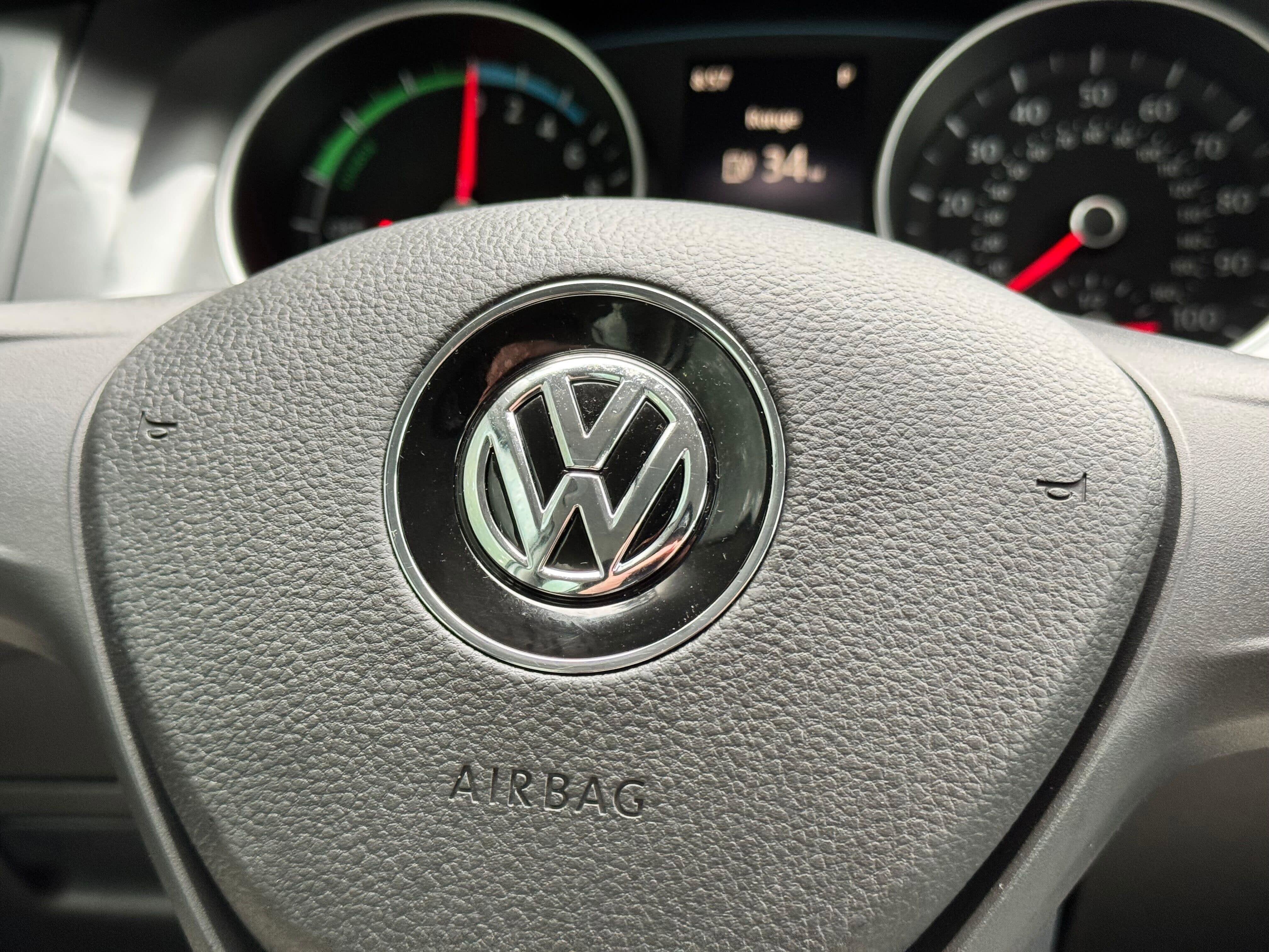 2016 Volkswagen e-Golf SE