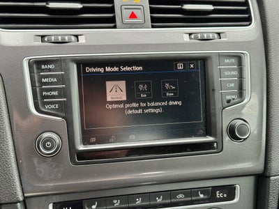 2016 Volkswagen e-Golf SE