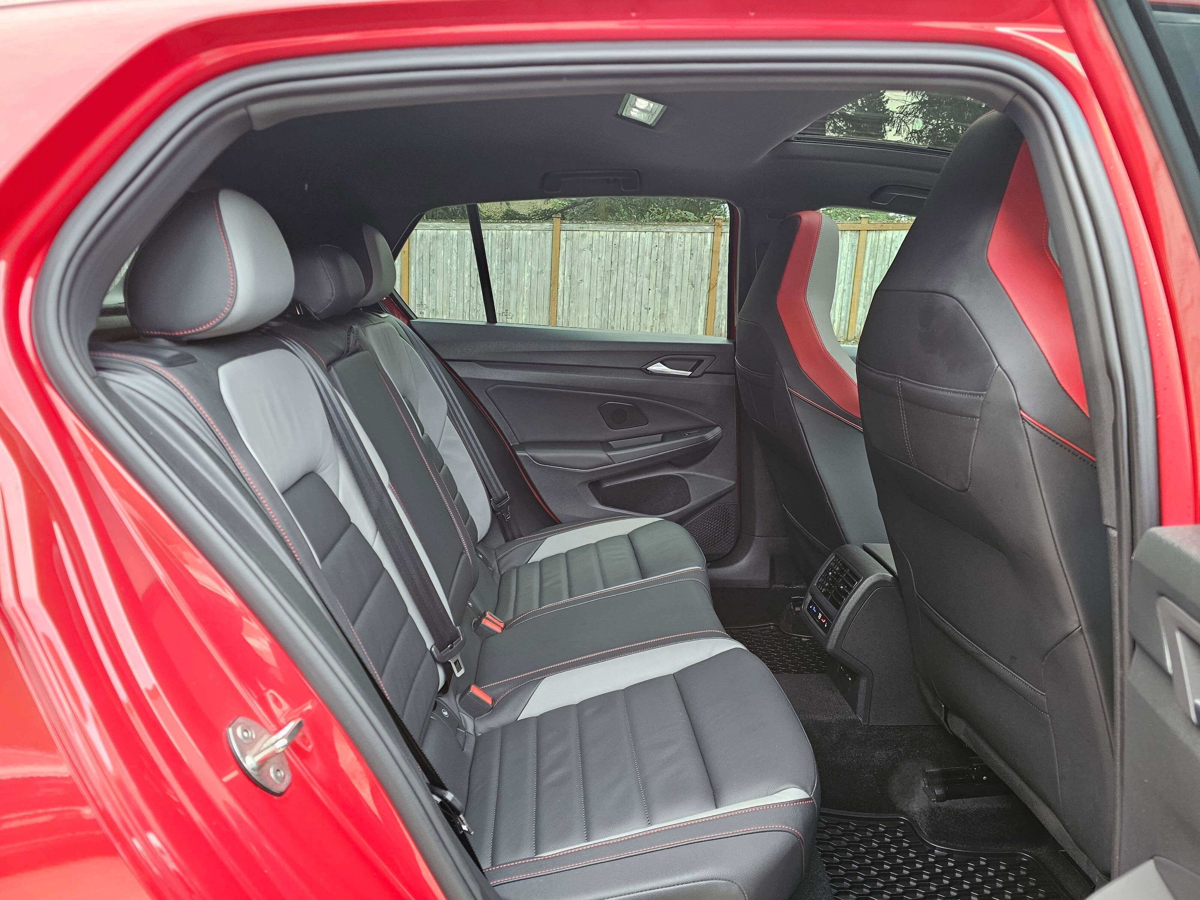 2023 Volkswagen Golf GTI Autobahn