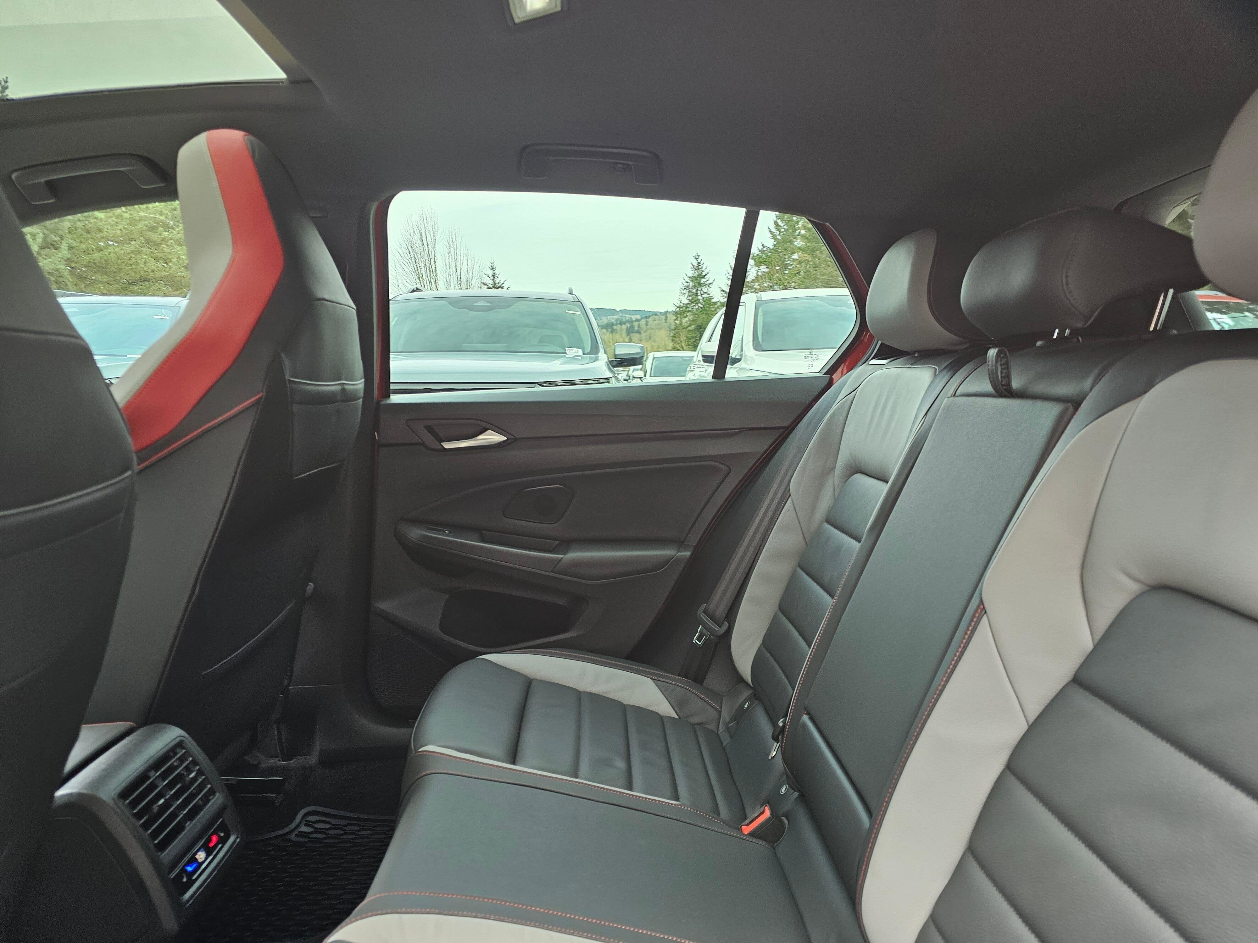 2023 Volkswagen Golf GTI Autobahn