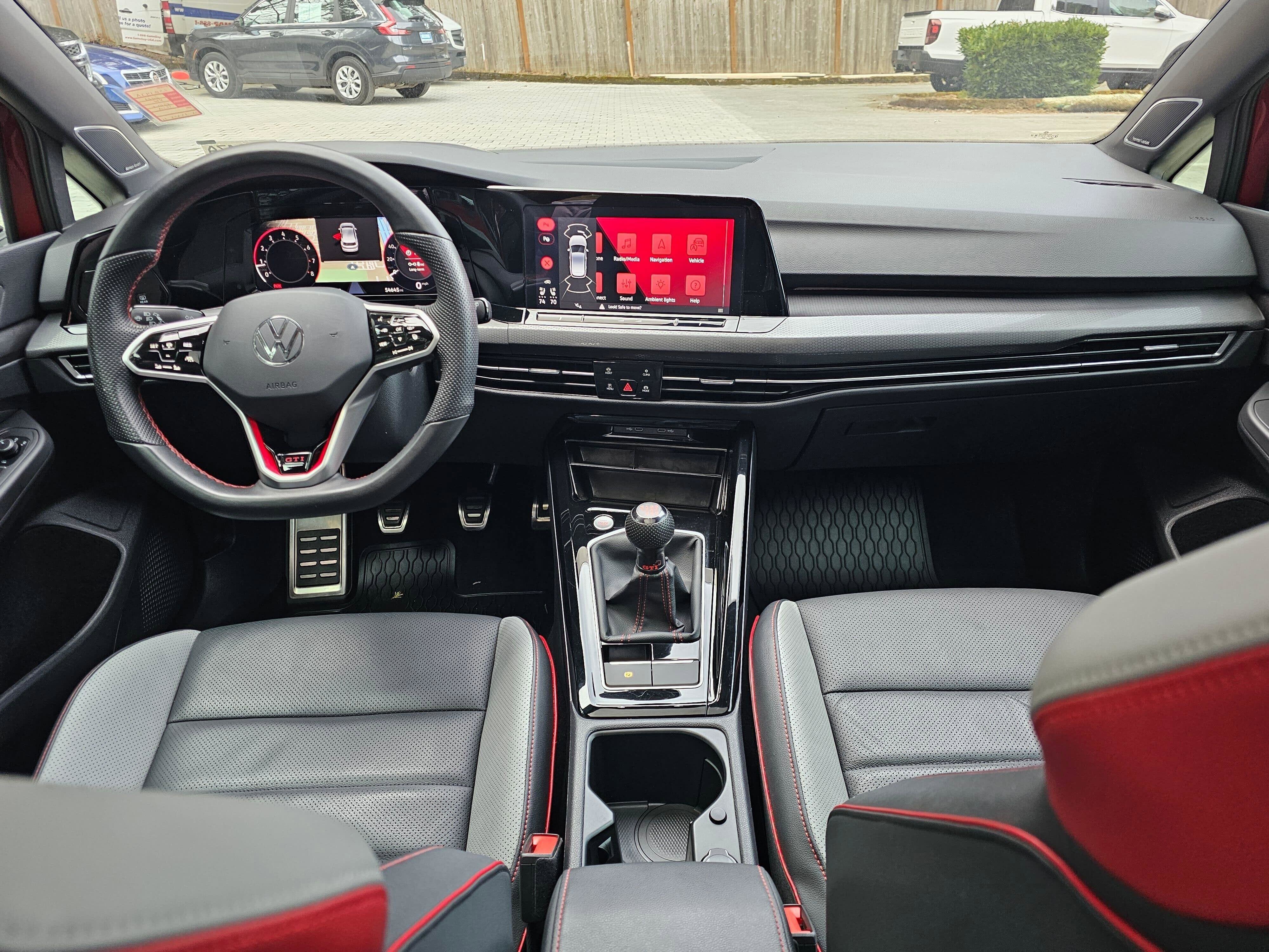 2023 Volkswagen Golf GTI Autobahn