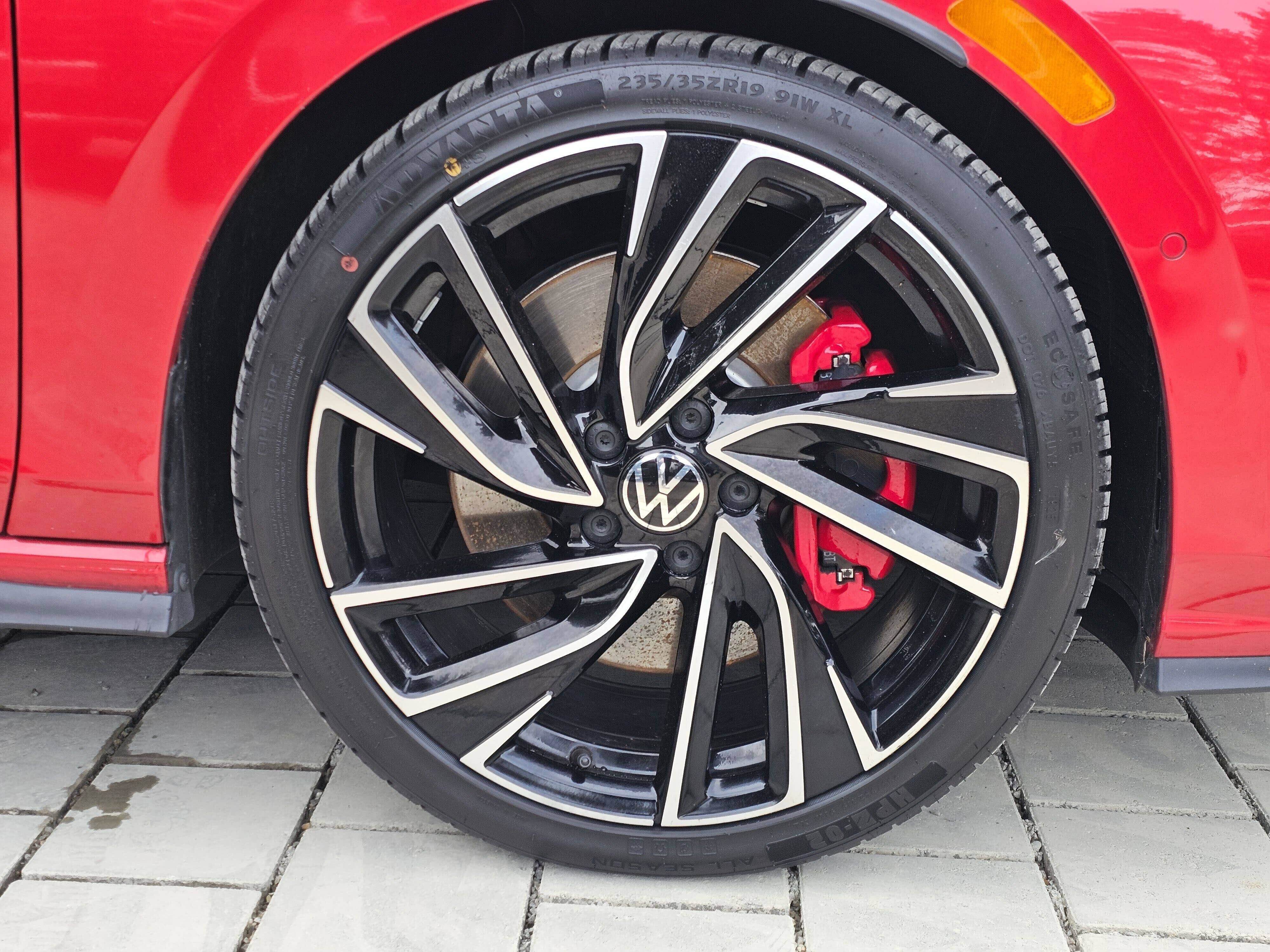 2023 Volkswagen Golf GTI Autobahn
