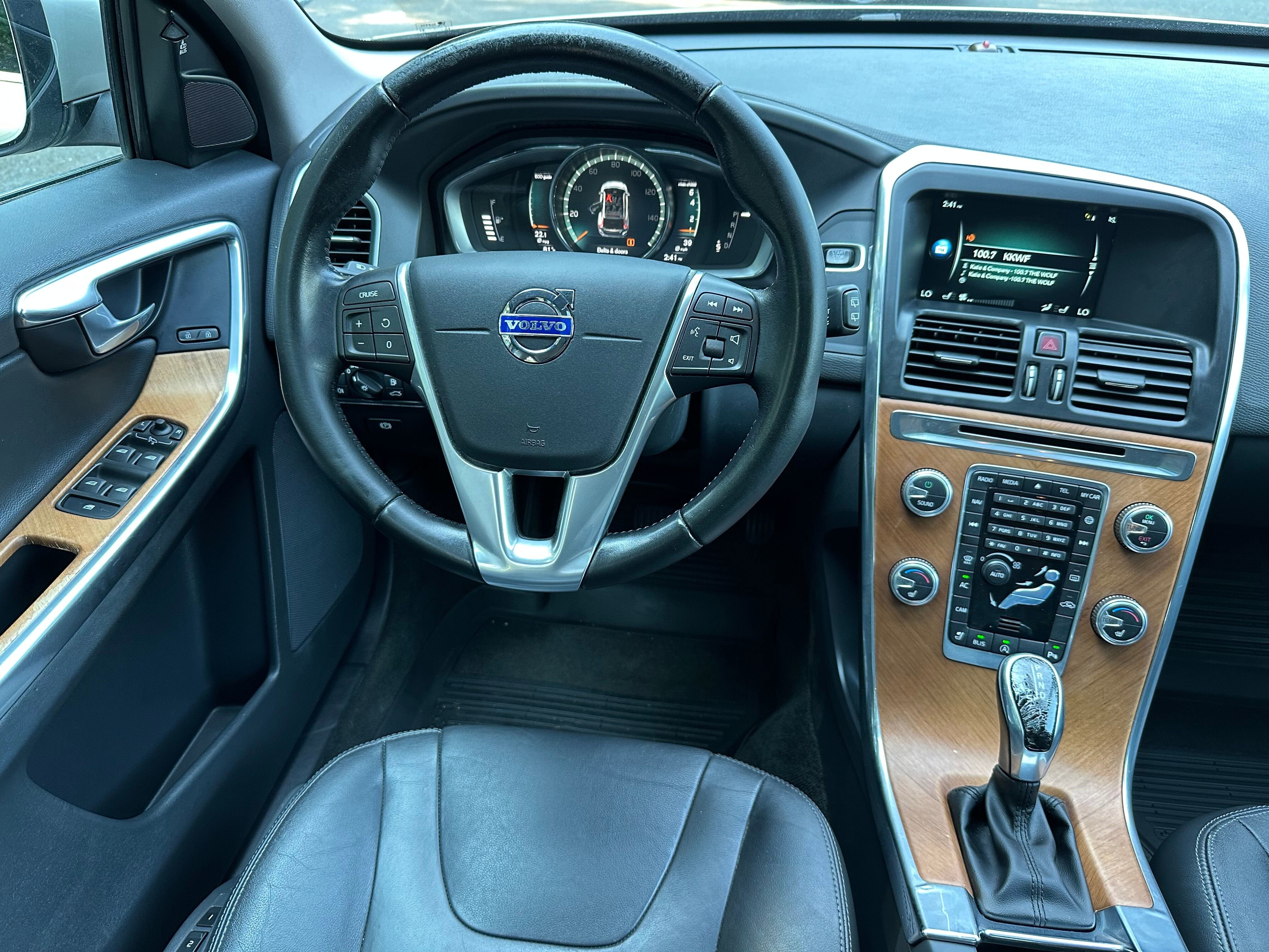 2017 Volvo XC60 Inscription