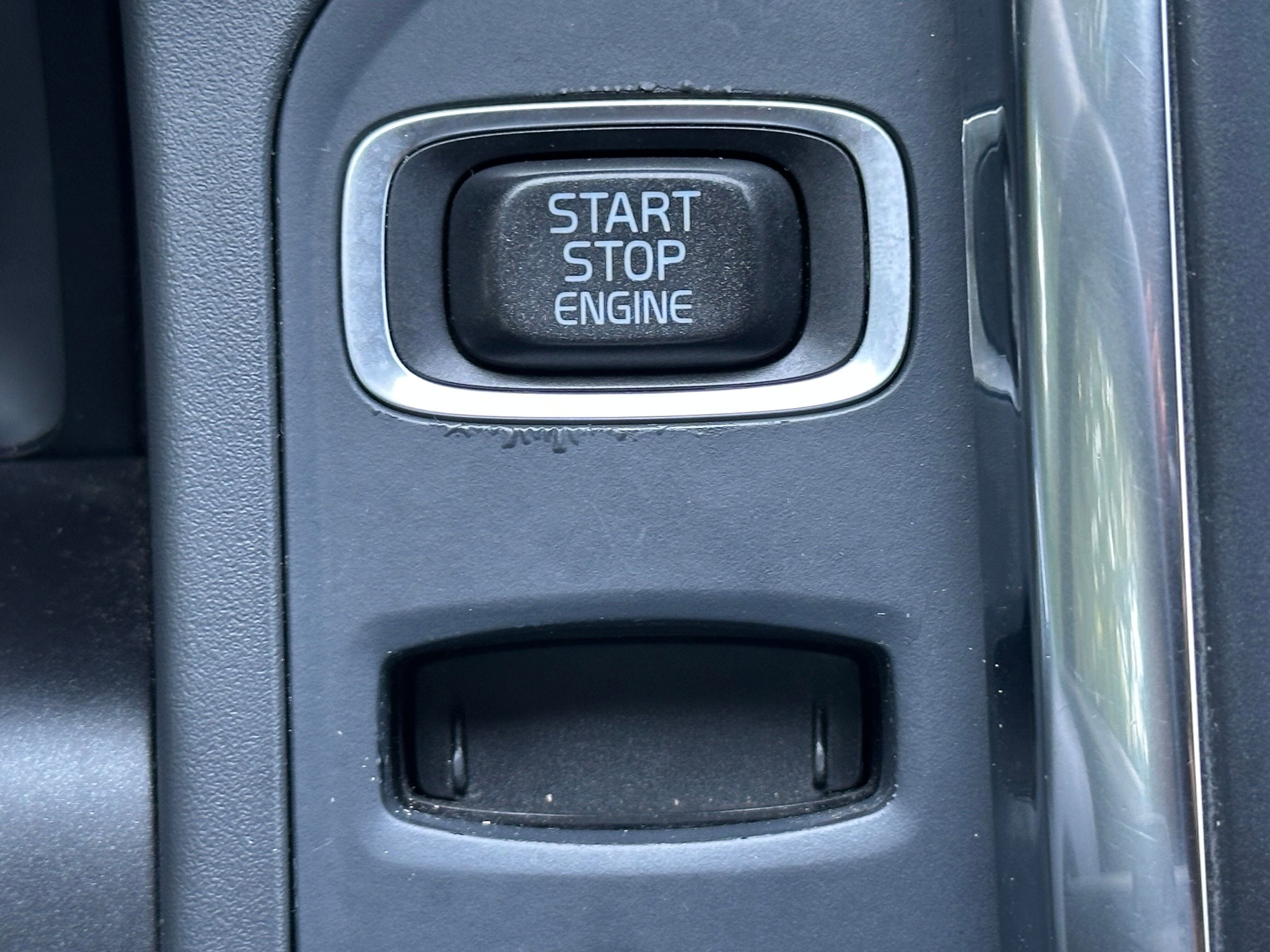 2017 Volvo XC60 Inscription