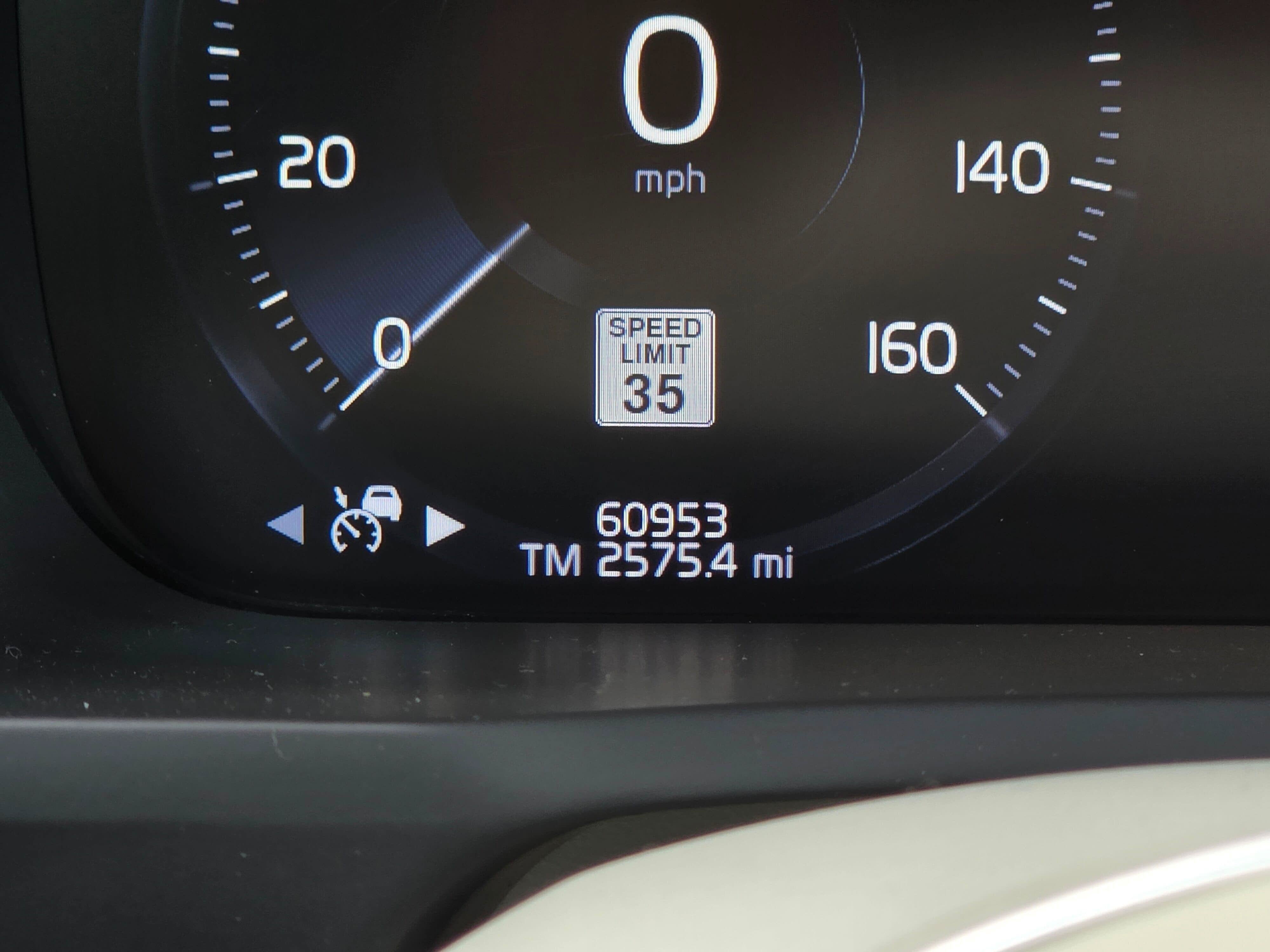 2020 Volvo XC90 Momentum