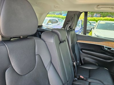 2023 Volvo XC90 Plus
