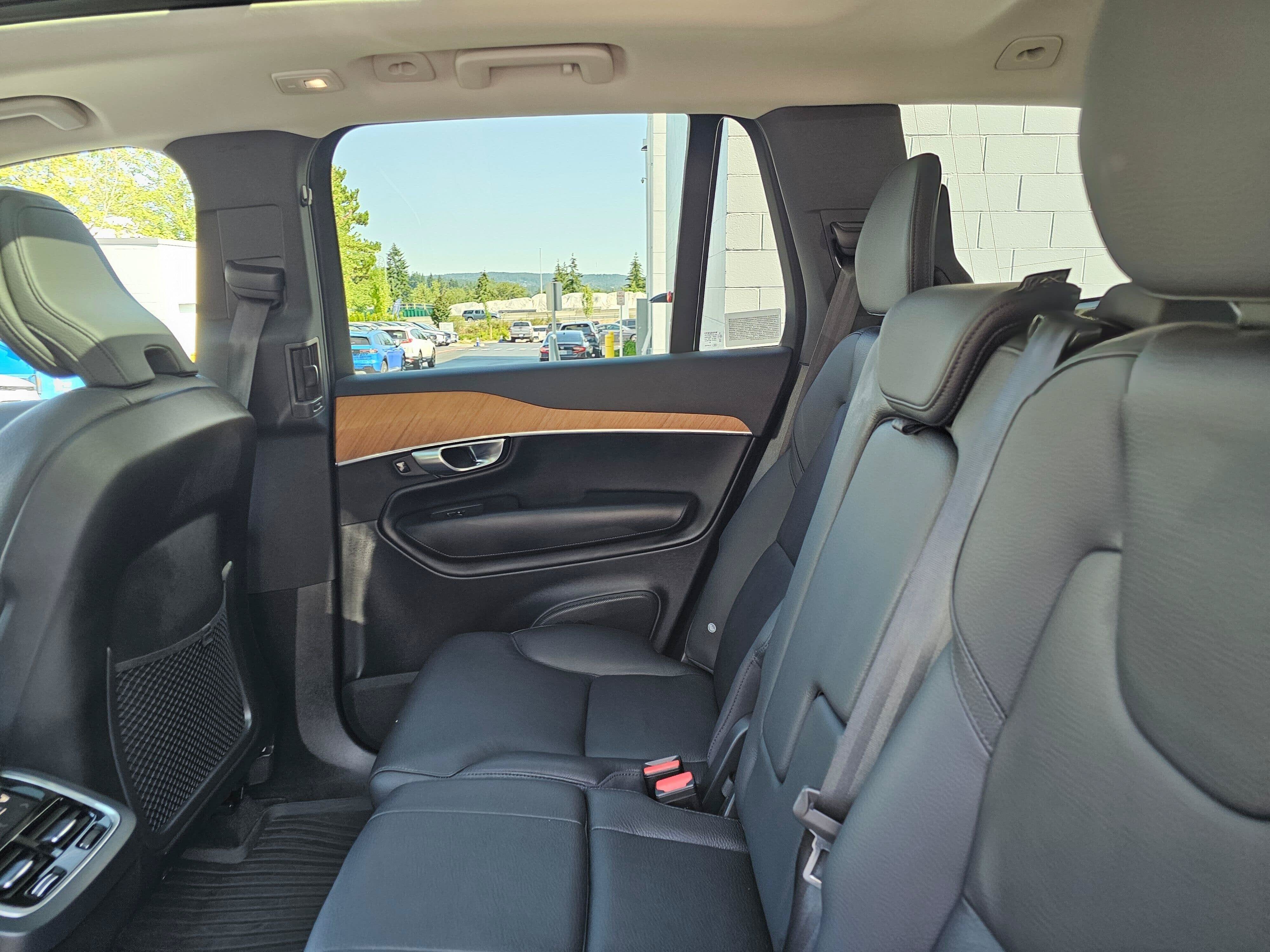 2023 Volvo XC90 Plus