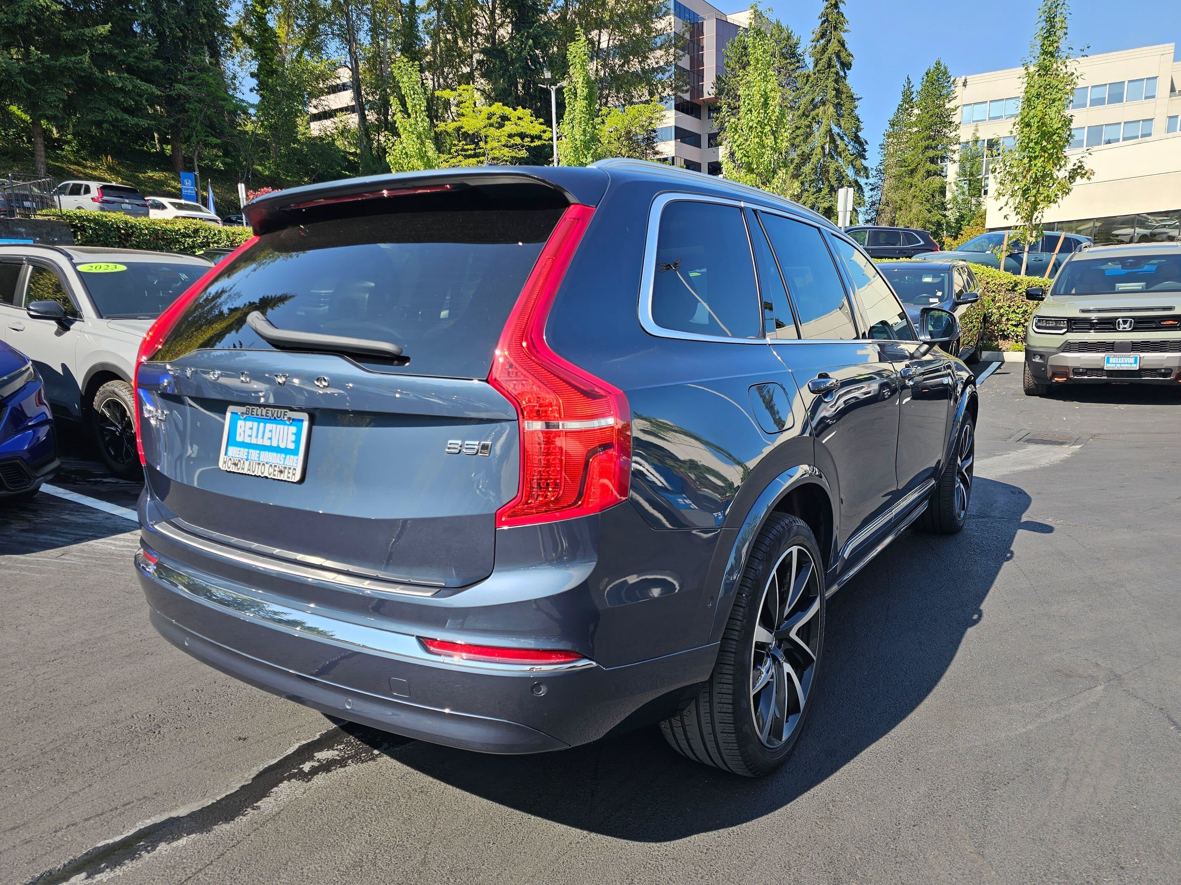 2023 Volvo XC90 Plus