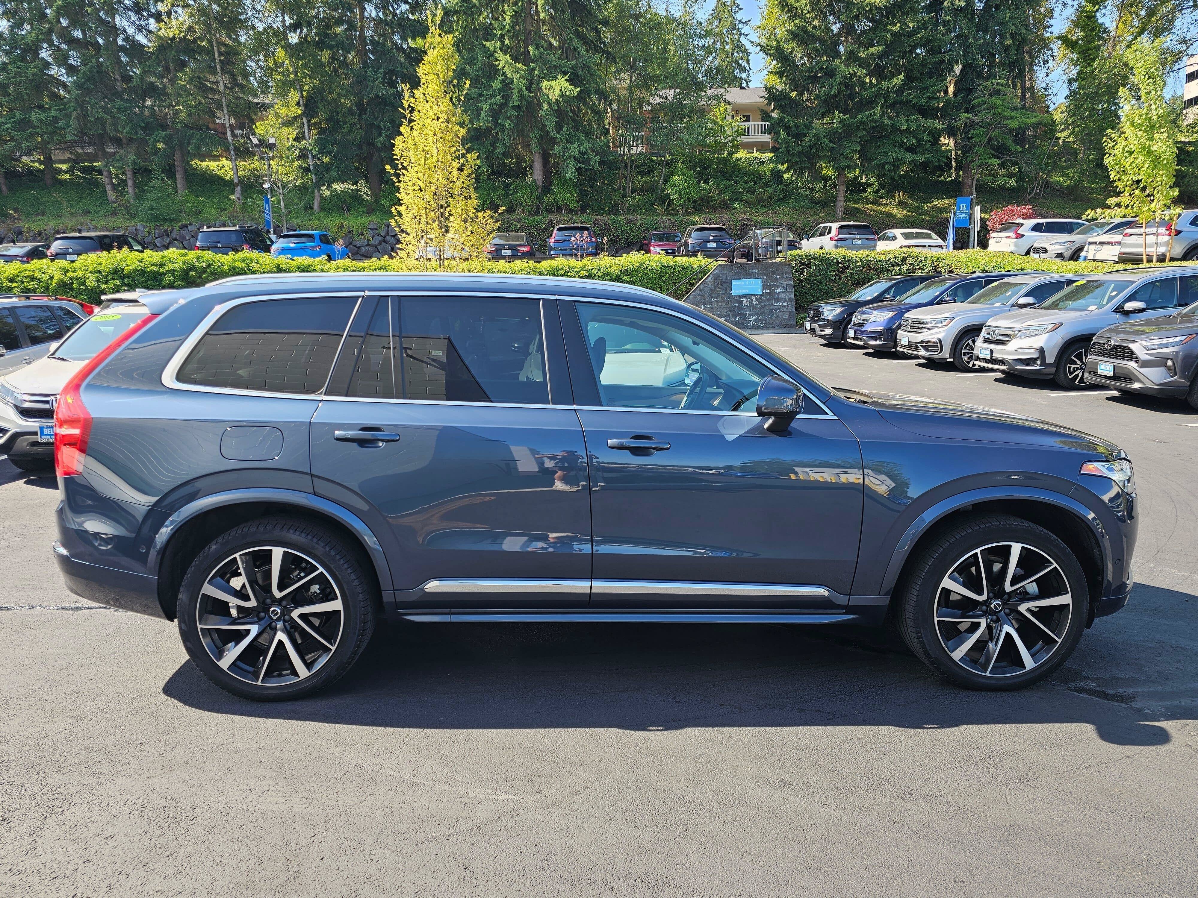 2023 Volvo XC90 Plus